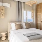 Apartmán Cavo Dio 5 - Beachfront Bliss - Cozy Pool Sunsets Dhiminio
