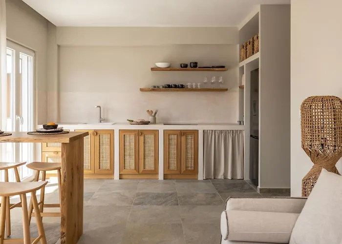 Apartament Cavo Dio 1 - Beachfront Bliss - Cozy Pool Sunsets Dhiminio