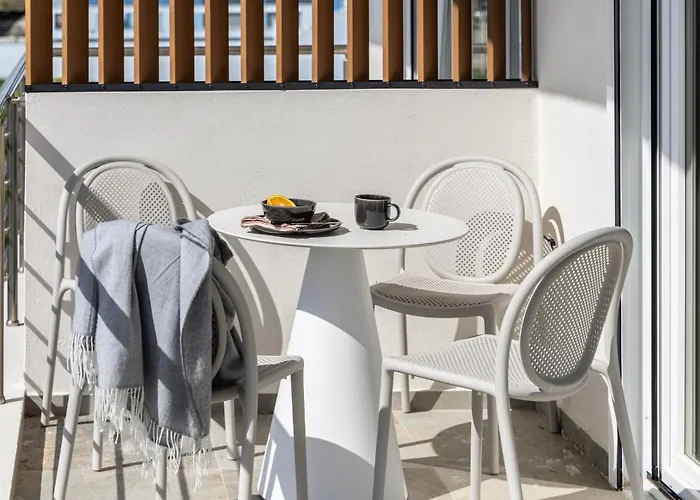 Cavo Dio 1 - Beachfront Bliss - Cozy Pool Sunsets Apartament Dhiminio