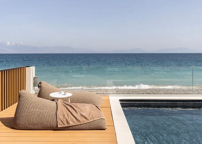 Cavo Dio 5 - Beachfront Bliss - Cozy Pool Sunsets Apartment *