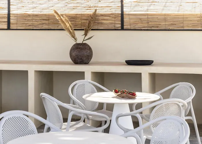 Cavo Dio 5 - Beachfront Bliss - Cozy Pool Sunsets Apartment